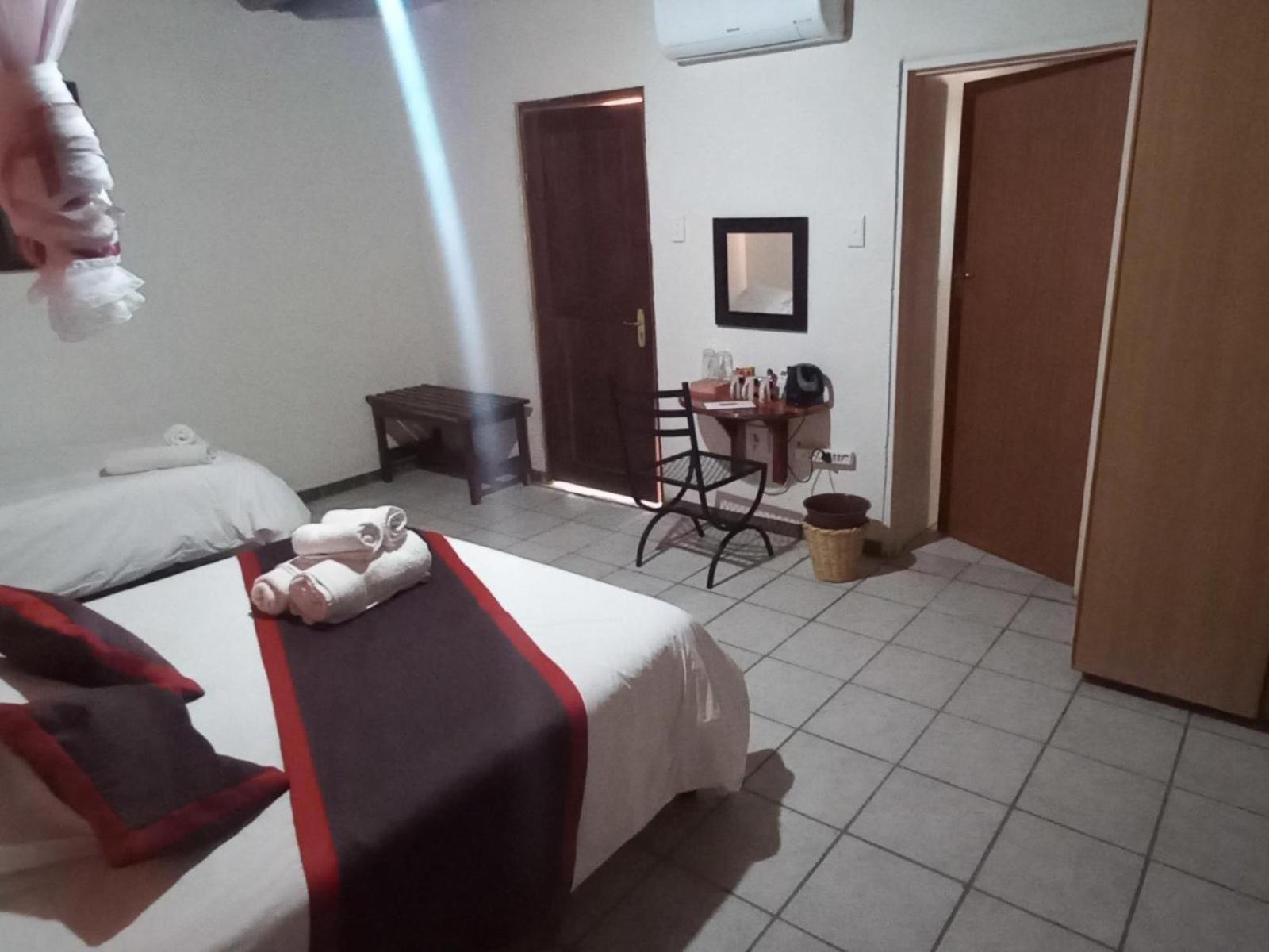 أوتجو Ombinda Country Lodge الغرفة الصورة