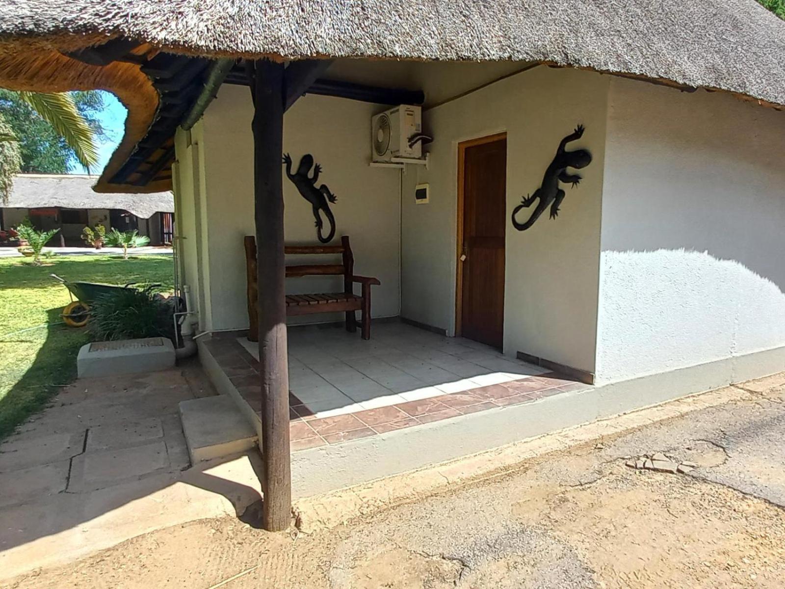 أوتجو Ombinda Country Lodge الغرفة الصورة